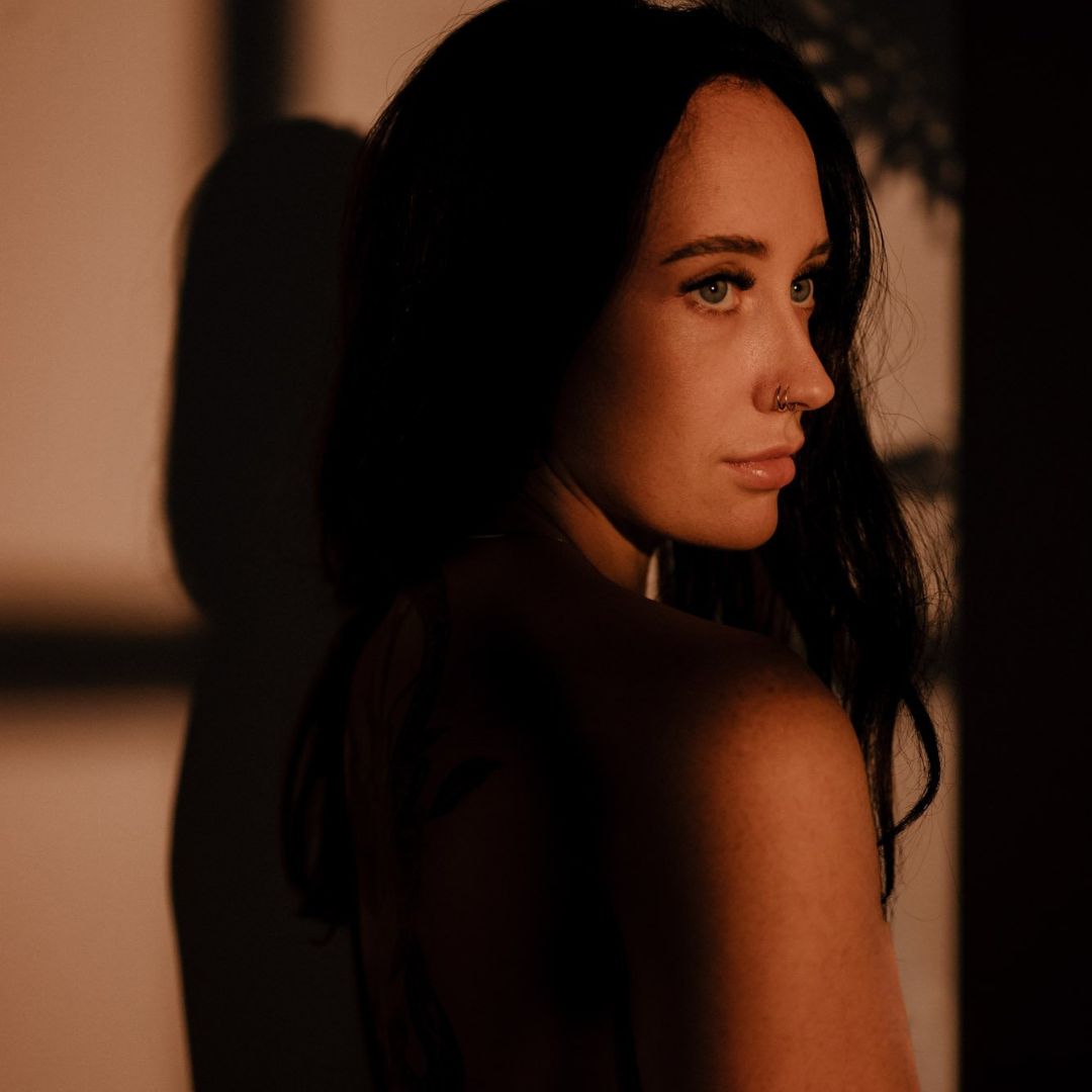 Ebony, erboudoir - Melbourne